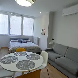 https://careggi-top-house-3.it-tuscanyhotel.com
